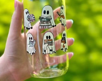 Vaso de lectura con diseño de fantasma adorable / Taza de café helado de 473 ml para amantes de los libros / Vaso de lectura espeluznante / Regalo de Halloween para lectores