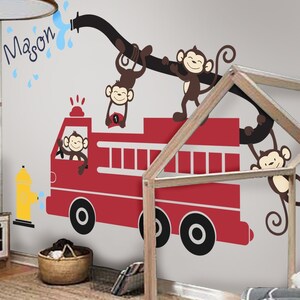 Kwekerij Muursticker Muurstickers Kwekerij Brandweerwagen Muursticker Monkeys Decals Monogram Kwekerij. Kwekerij Decor, Speelkamer decor afbeelding 2