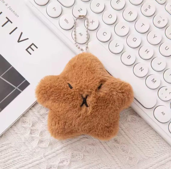 ぬいぐるみの星型キーホルダー：かわいいクマのバッグチャーム