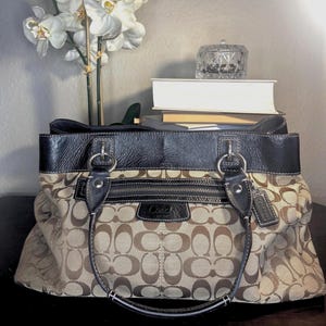 Coach Penelope Signature Shoulder bag l Monogrammed Coach Purse l Vintage Designer Tote l Canvas & Leather  Coach Purse l Classic logo Style