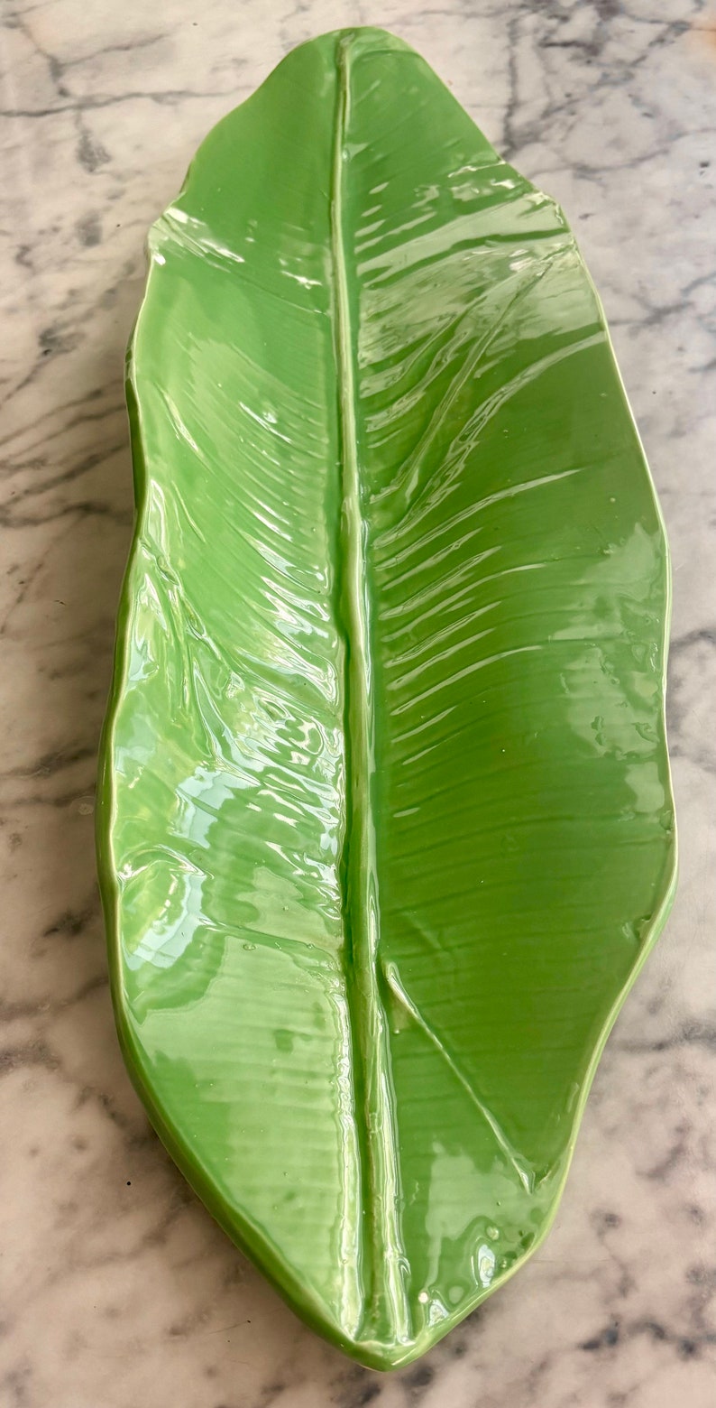 Banana Leaf Serving Platter image 4