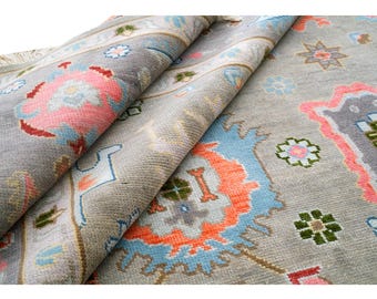Handgeknüpfter Oushak Wollteppich: Abstraktes Türkisches Design