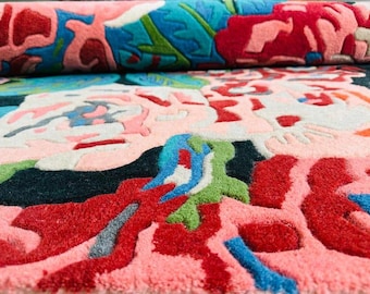 Abstract Hand-Tufted Wool Area Rug: Modern Art Decor