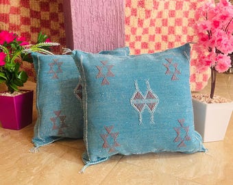 2ps Berber Sabra Cushion – Handmade Moroccan Cactus Silk Lumbar Pillow