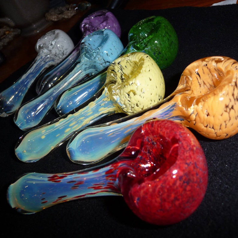 7 color rainbow assortment inside out glass tobacco pipe approx.4.5 inches image 1