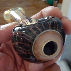 eyeball tobacco pipe inside out w/ bloody veins 3 colors to choose from
