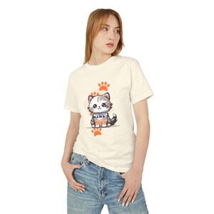 Cute Cat Mom Graphic Tee, Cat Lover Gift, Pet Owner Shirt, Animal Lover Apparel, Unique Gift for Cat Owners, Cute Kitty Clothing