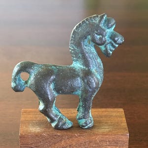 Bronze Mini Ming Statue with wooden stand - Vintage Chinese-Inspired Decor - Collectible Art Sculpture