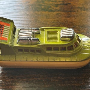 1972 Matchbox Superfast Hovercraft No. 72 & 2 – Vintage Lesney Rescue Vehicle – Made in England