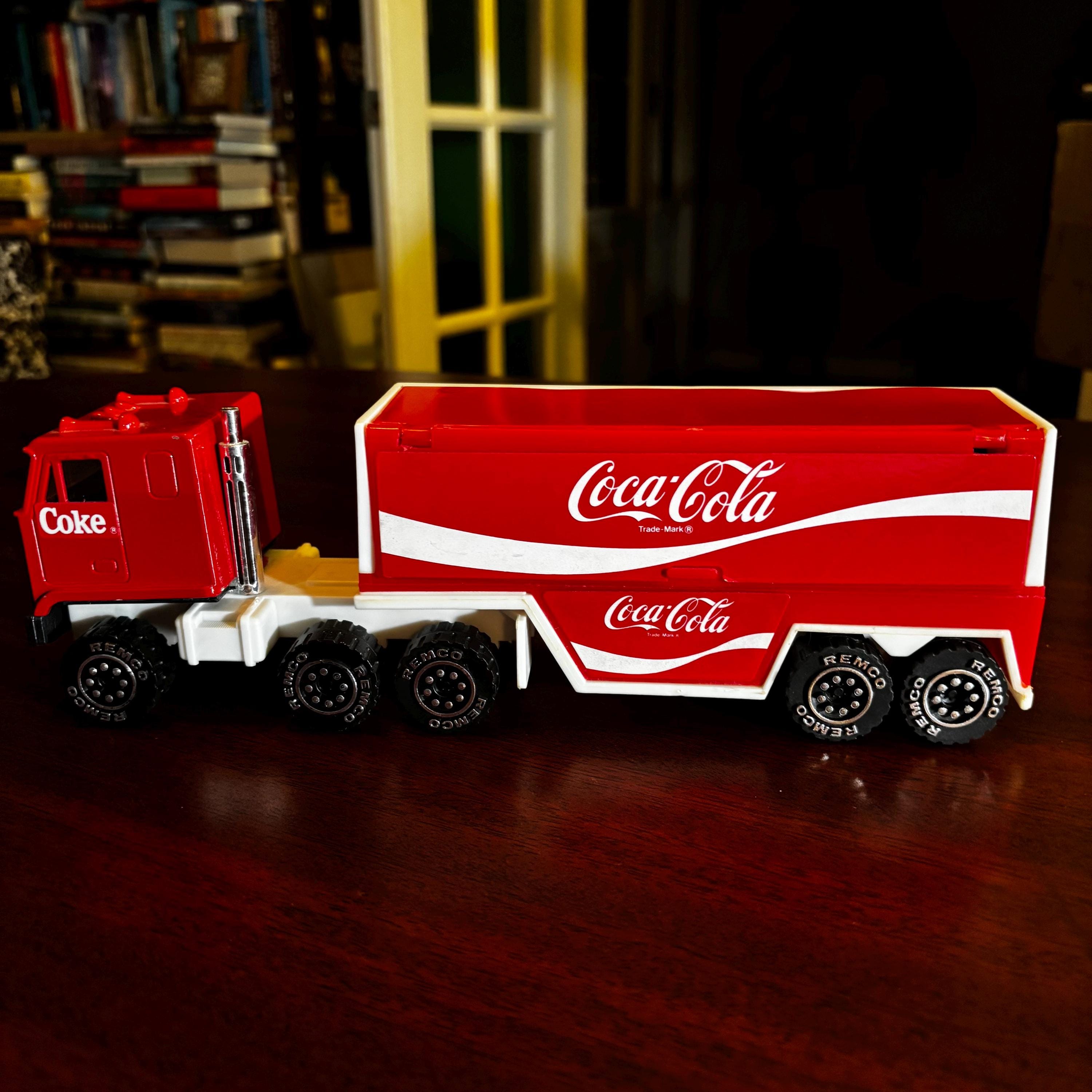 Vintage 1987 Remco Coca-cola Truck & Car Set: Display Collectible
