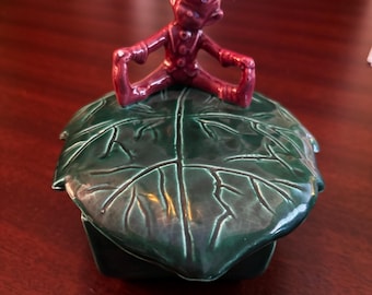 Pixie Elf on Leaf Vintage Trinket Box – Whimsical Ceramic Keepsake – Estate Find
