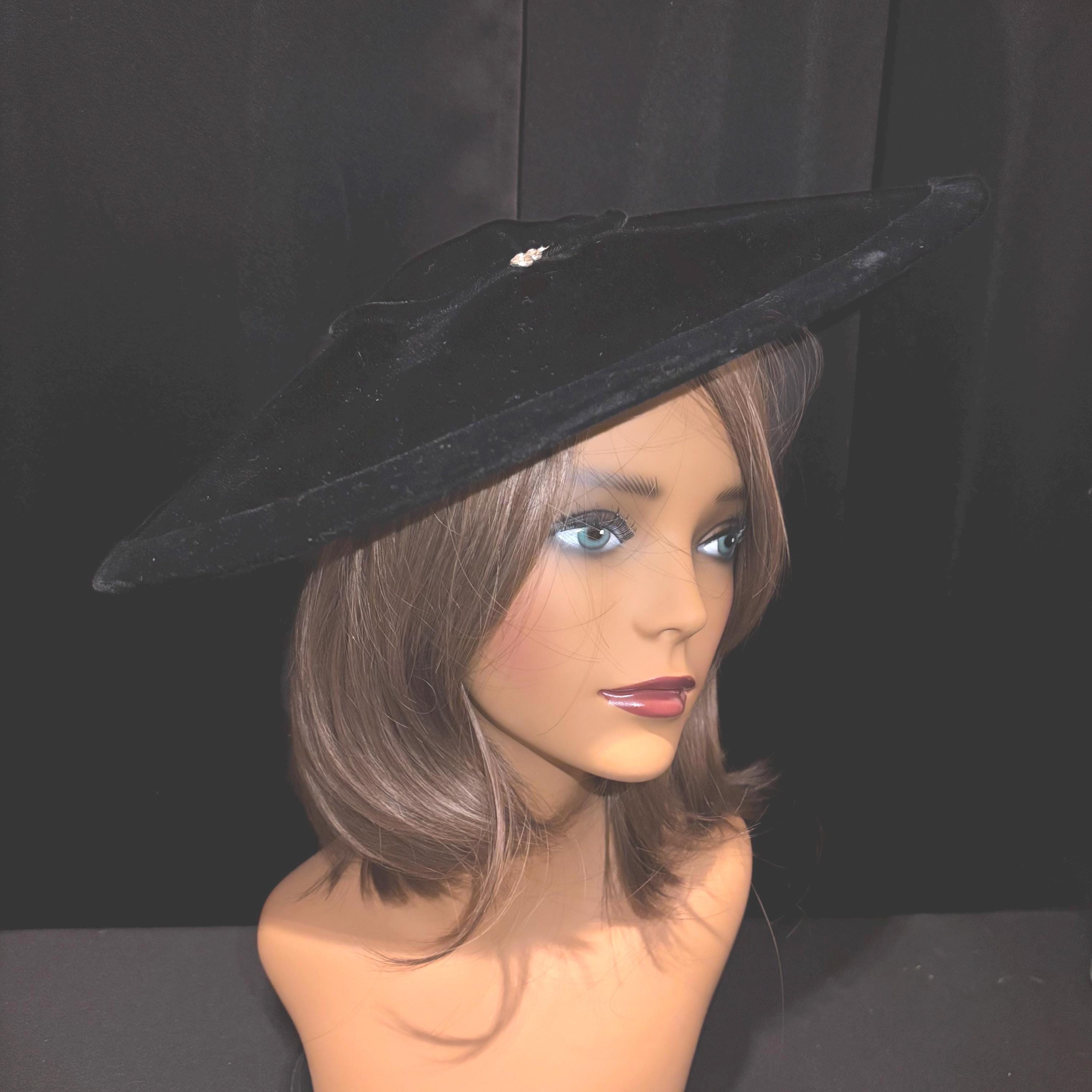 Vintage Chapeaux Louise Straw Derby Hat Black White Striped Ribbon Bow Vintage 1930s Black Straw Hat with Veil by Louise, 21 inch head main image 2