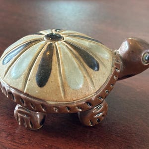 Vintage Handmade Pottery Turtle – Brown with Blue/Black Floral Shell (3.25&quot;x2.25&quot;x1.5&quot;)