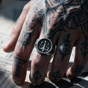 Trident Signet Ring Gothic Silver Statement Band Mens Biker Goth Gift