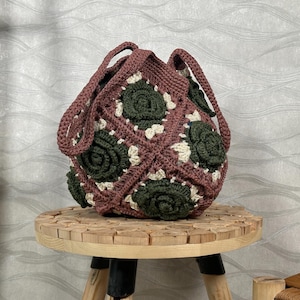 Handmade Crochet Tote Bag – Granny Square Boho Shoulder Bag with 3D Floral Design