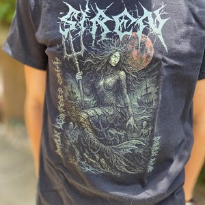 Siren Unisex Tee, Sea Witch T-Shirt, Mermaid Queen Shirt, Gothic Beach Top, Skeleton Bones Tee, Mythical Marine Apparel, Ocean Horror