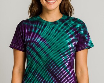 Handmade Tie Dye T-shirt Boho Tee Wig-Wag design Festival Clothing Medium