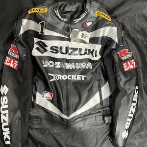 New Men&#39;s Suzuki GSXR Rocket Racing Motorcycle CE Armored MotoGP Genuine Cowhide Leather Biker Jacket