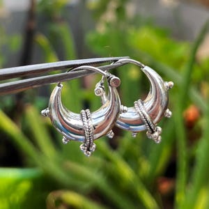 26×23mm Chunky Hoops earrings - Vintage chunky earrings - Hollow hoops silver earrings - 925 Silver  Dainty hoops earrings gift for her