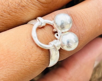 Sterling Silver Jingle Ball Ring – Handmade Adjustable Dangle Ring – Minimalist Silver Charm Ring – Boho Ethnic Ring – Gift for Her