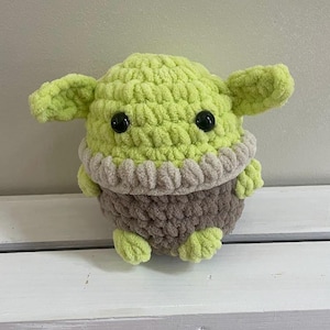 Crochet Baby Alien Plushie Stuffed Animal Amigurumi Toy