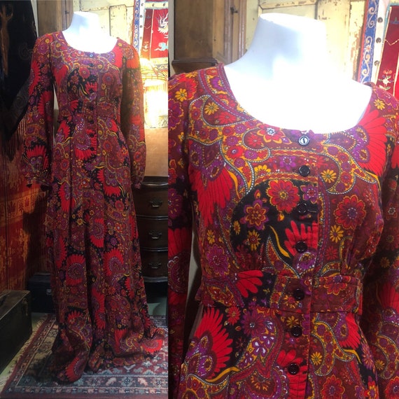 Vintage maxi dress groovy 1970s