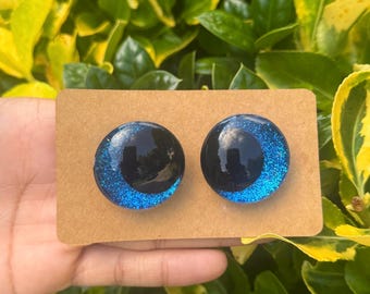 BLUE - Hand Painted Safety Eyes: Amigurumi Crochet Tools (16-40mm, Black/Red/White Pupil)