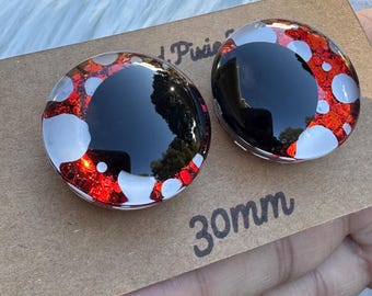 Death 'Shrooms Hand Painted Safety Eyes: Amigurumi Crochet Tools (20-40mm, Black/Red/White Pupil)