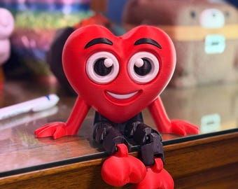 The Heart-Throb Flexi-Friends: Valentine’s Day Shelf-Sitters