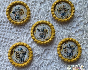 Gnomes Magnets, Refrigerator Magnet, Unique Gift, Gift for Her, Denim and Daisies Magnet, Bottle Cap Magnet,  Gnome Lover