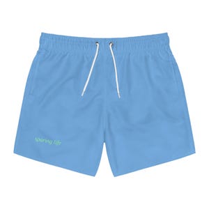 Bañadores elegantes para disfrutar del verano, días de playa, vacaciones, fiestas en la piscina, actividades al aire libre y trajes de baño de moda.