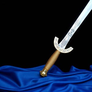 Customised Divine Templer Sword Of Persecus. Clash Of Tittan Movie Replica Collectible Sword, Decorative Metal Prop Sword with Gemstones.