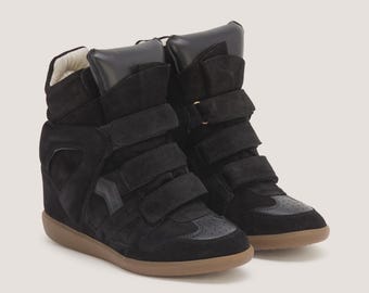 Isabel Marant Czarne buty sportowe na koturnie - 5,5 mm ukryty obcas Becket Czarny zamsz