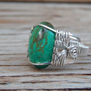 Green Mojave Kingman Turquoise Ring, Argentium Kingman Turquoise Ring, Wire Wrapped Kingman Turquoise ring, Green Turquoise Ring