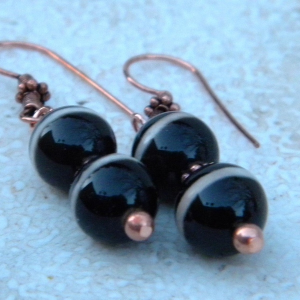 Agate Carnelian Copper Earrings, banded black agate earrings, copper agate earrings, black beaded copper earrings, black bead agate earrings