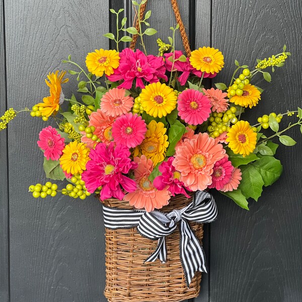 Spring door baskets, Flower Baskets, Door Baskets, Handmade Door Baskets, Gerbera Daisy Door Basket| Wildflower Basket | Willow Basket
