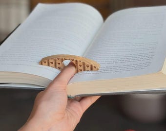 読書用サムページホルダー｜木製ブックホルダー