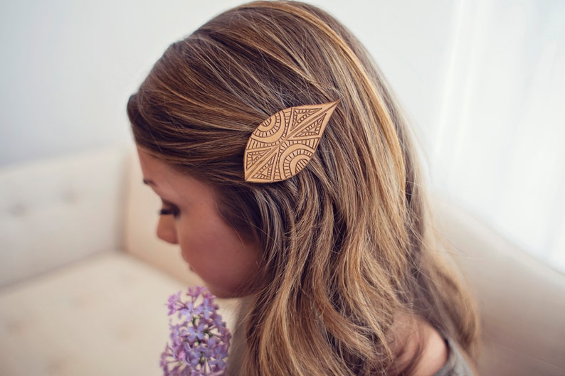 Natural Deco Arch Wood Hair Clip image 1