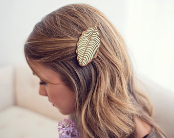 Sage Green Leaf Wood Hair Clip