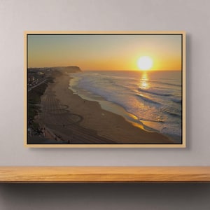 Merewether Beach Sunrise Wall Art – Stampa fotografica della costa australiana / Paesaggio oceanico all'alba / Decorazione estetica della spiaggia dorata