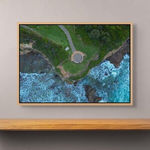 Stampa aerea di Caves Beach Lookout - Arte murale minimalista sull'oceano / Fotografia costiera con drone / Decorazione naturalistica astratta / Opera d'arte con vista aerea