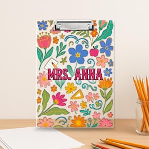 Personalized Floral Teacher Clipboard, Custom Name School Supply with Colorful Flowers, Cute Back to School Gift for Educators, Teacher Gift