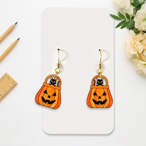 Brincos de abóbora em forma de gato preto: joias penduradas para Halloween