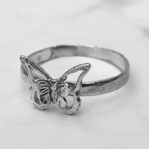 Silver butterfly handmade ring, unique nature ring, butterfly ring silver for women, gift for daughter, butterfly statement ring