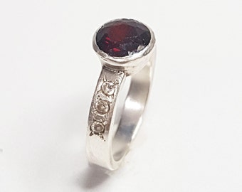 Gift for her, classic silver ring, red zirconia stone and a diamond, handmade from israel, red jewelry charm, round shape ring