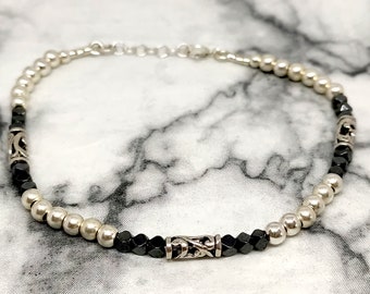 Hämatit Armband, zierliche Sterling Silber Perlen, spiritueller Schmuck