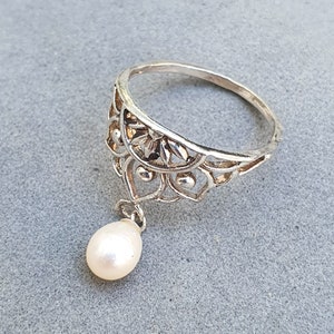 Silver pearl ring, Charm ring, pearl dangle ring, sterling silver pearl charm ring