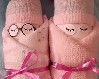 Gray/Pink Diaper Babies Gift Set, 2 Pack, Wash cloths/Sock Diaper Baby Girl, Baby Shower Gift or Decoration, Newborn Gift, Baby Gift Basket
