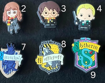 Adornos para zapatos/bolsos con personajes de El Niño Mago y sus amigos