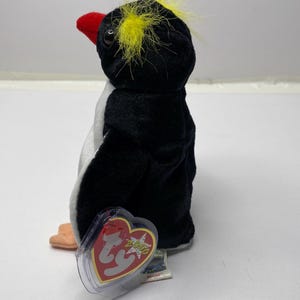 Ty Frigid the Penguin Beanie Babies Plush Penguin W/ Tags 6&quot; Tall Sitting 2000 Stuffed Animal Toy